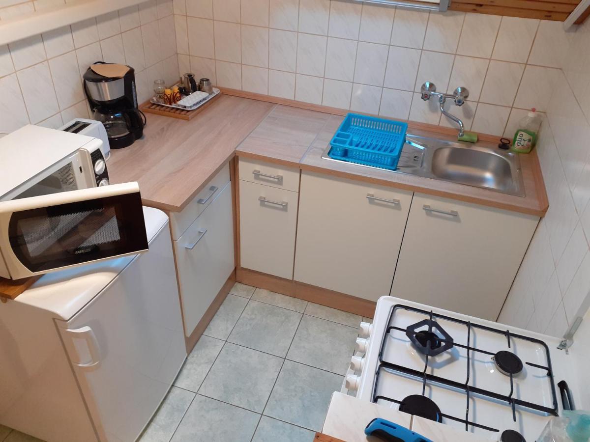 Patri Apartmanhaz ケストヘイ エクステリア 写真