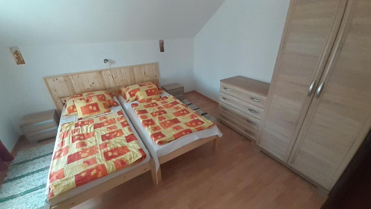 Patri Apartmanhaz ケストヘイ エクステリア 写真