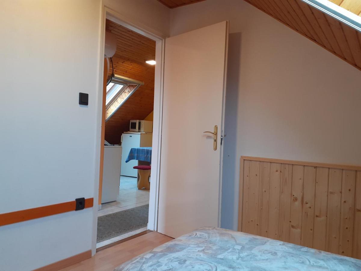 Patri Apartmanhaz ケストヘイ エクステリア 写真