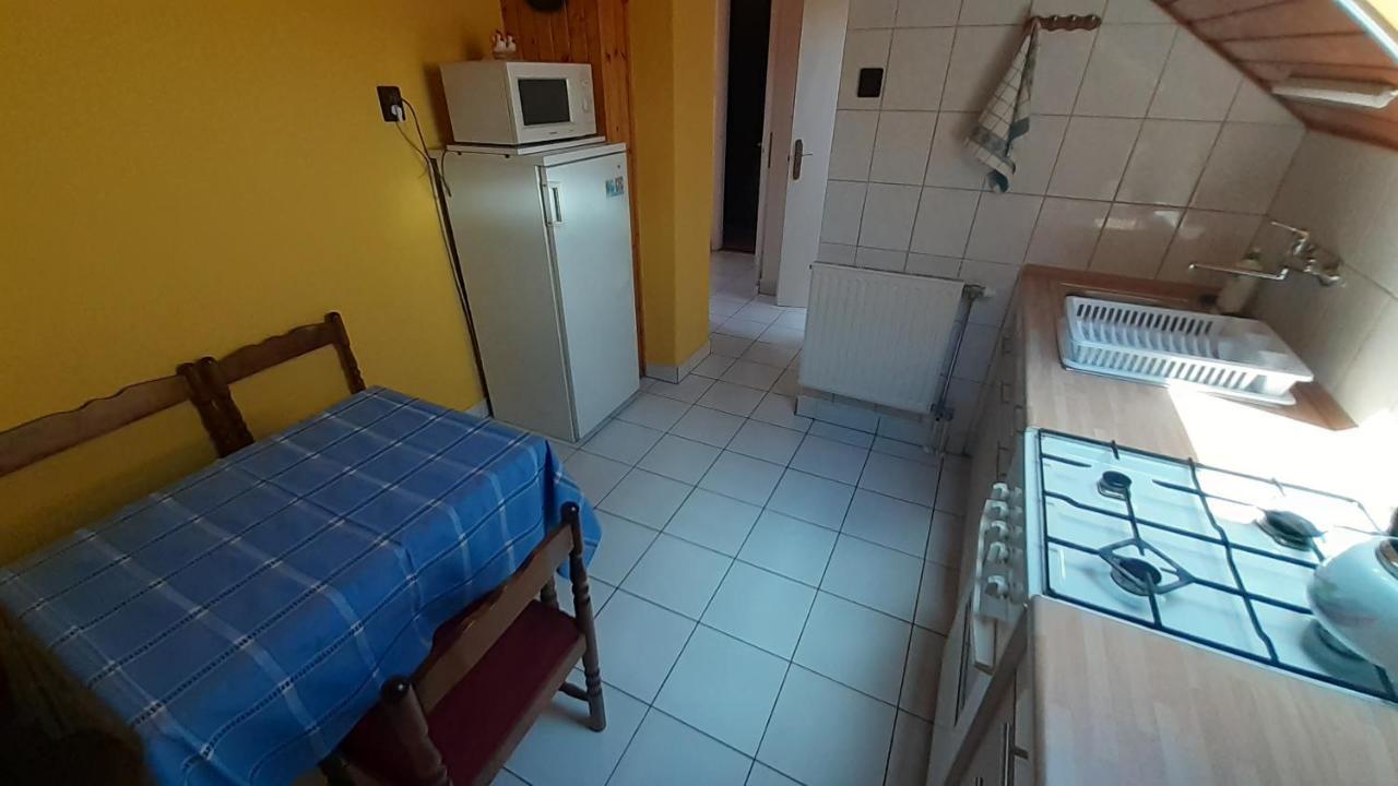 Patri Apartmanhaz ケストヘイ エクステリア 写真