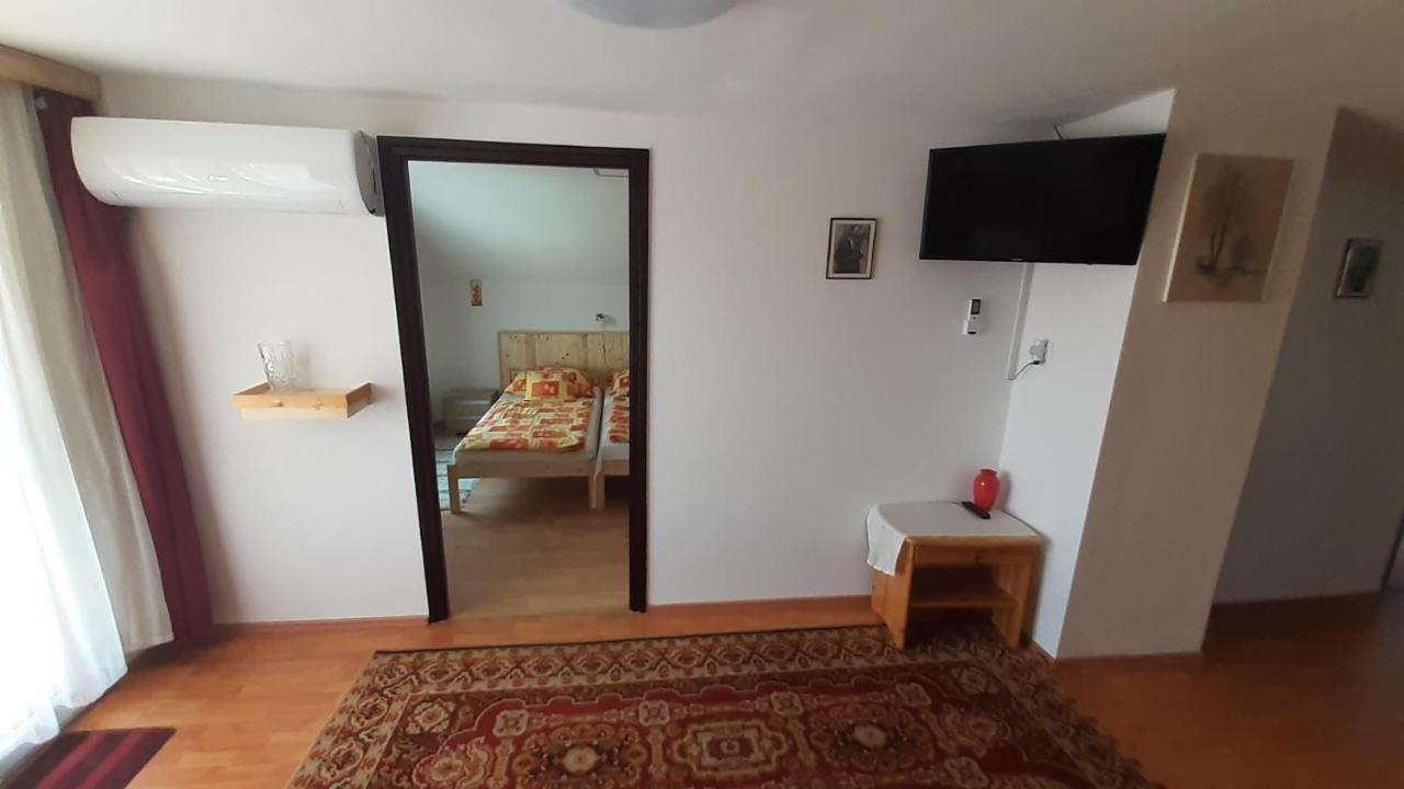 Patri Apartmanhaz ケストヘイ エクステリア 写真