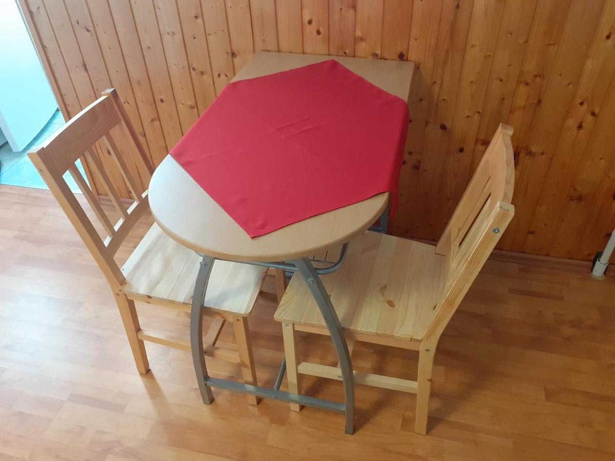 Patri Apartmanhaz ケストヘイ エクステリア 写真