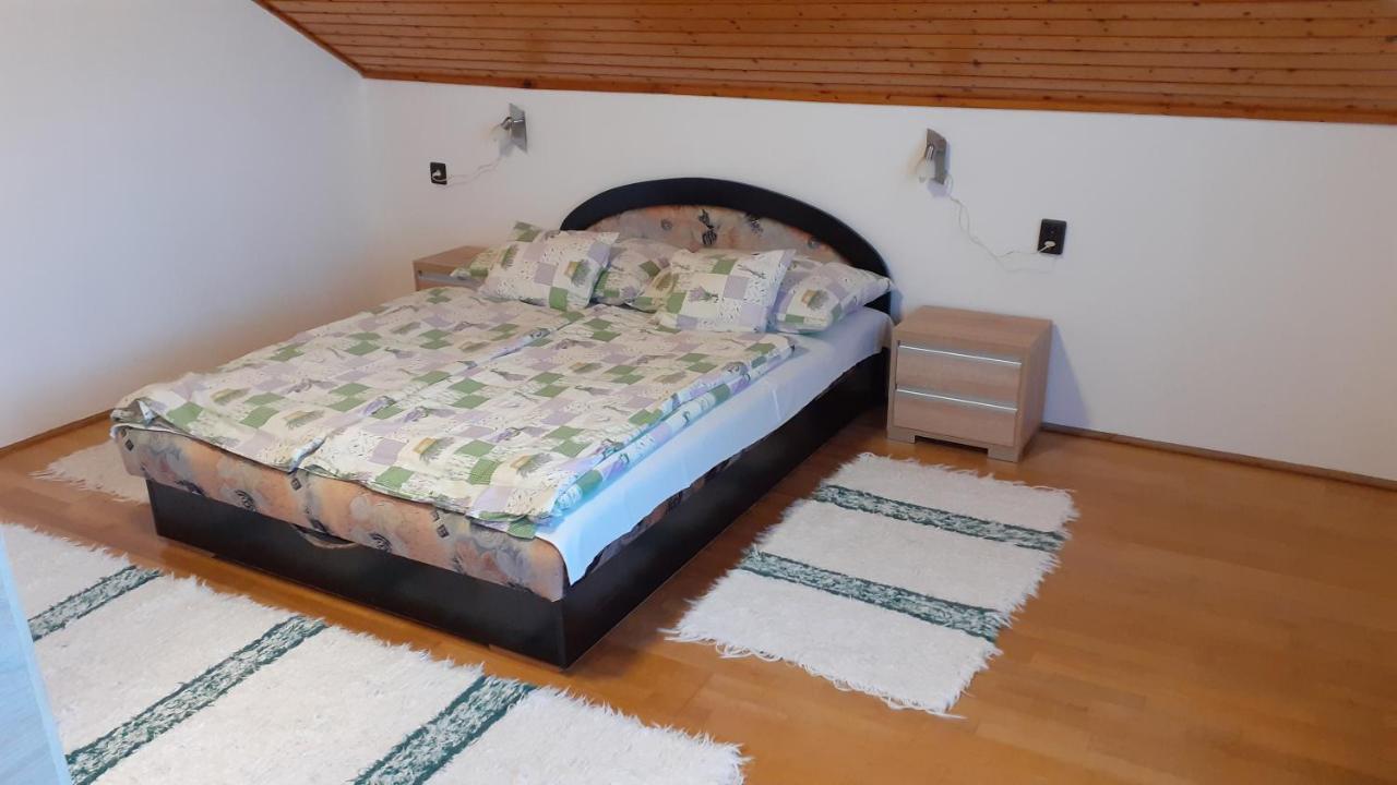 Patri Apartmanhaz ケストヘイ エクステリア 写真