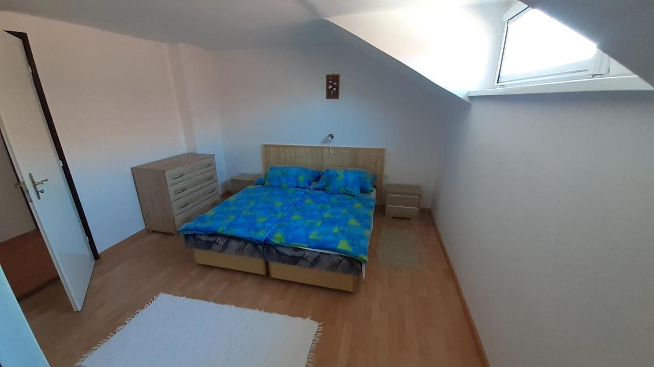 Patri Apartmanhaz ケストヘイ エクステリア 写真