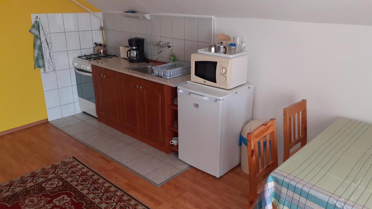 Patri Apartmanhaz ケストヘイ エクステリア 写真